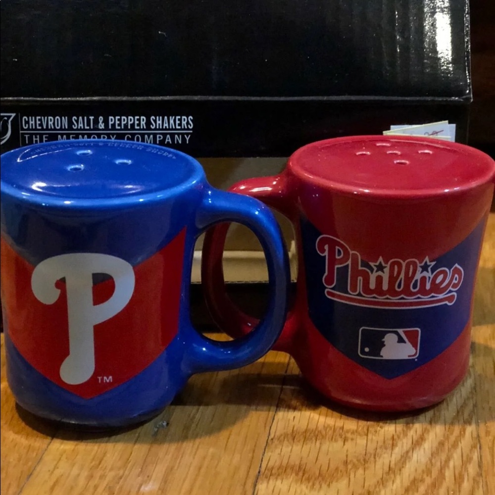 Phillies Salt & Pepper Shakers